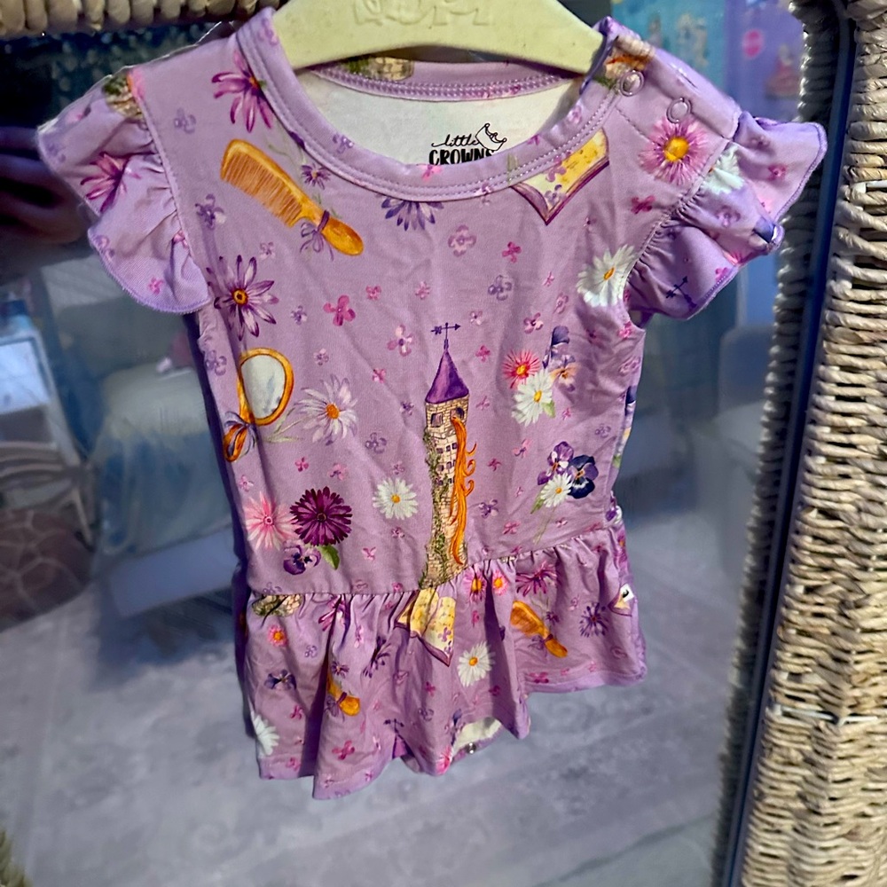 RAPUNZEL LITTLE CROWNS AND CAPES FLUTTER DRESS.